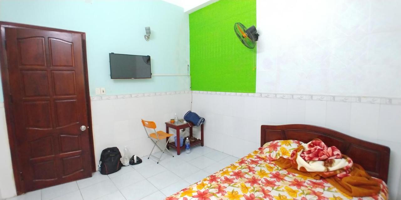 Loc Quyen Duong Chau Hostel Da Nang Exterior photo